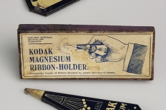 Kodak-Magnesium-Ribbon-Holder